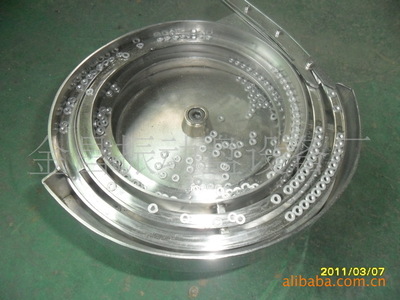 金昌振動盤 精密配件供應(yīng)的隱形冠軍——從喇叭玩具到電子制造的背后故事